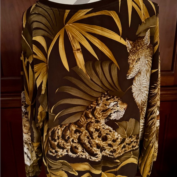 Vintage Salvadore Ferragamo 100% Silk Lion Tiger Blouse M RARE - Picture 9 of 13